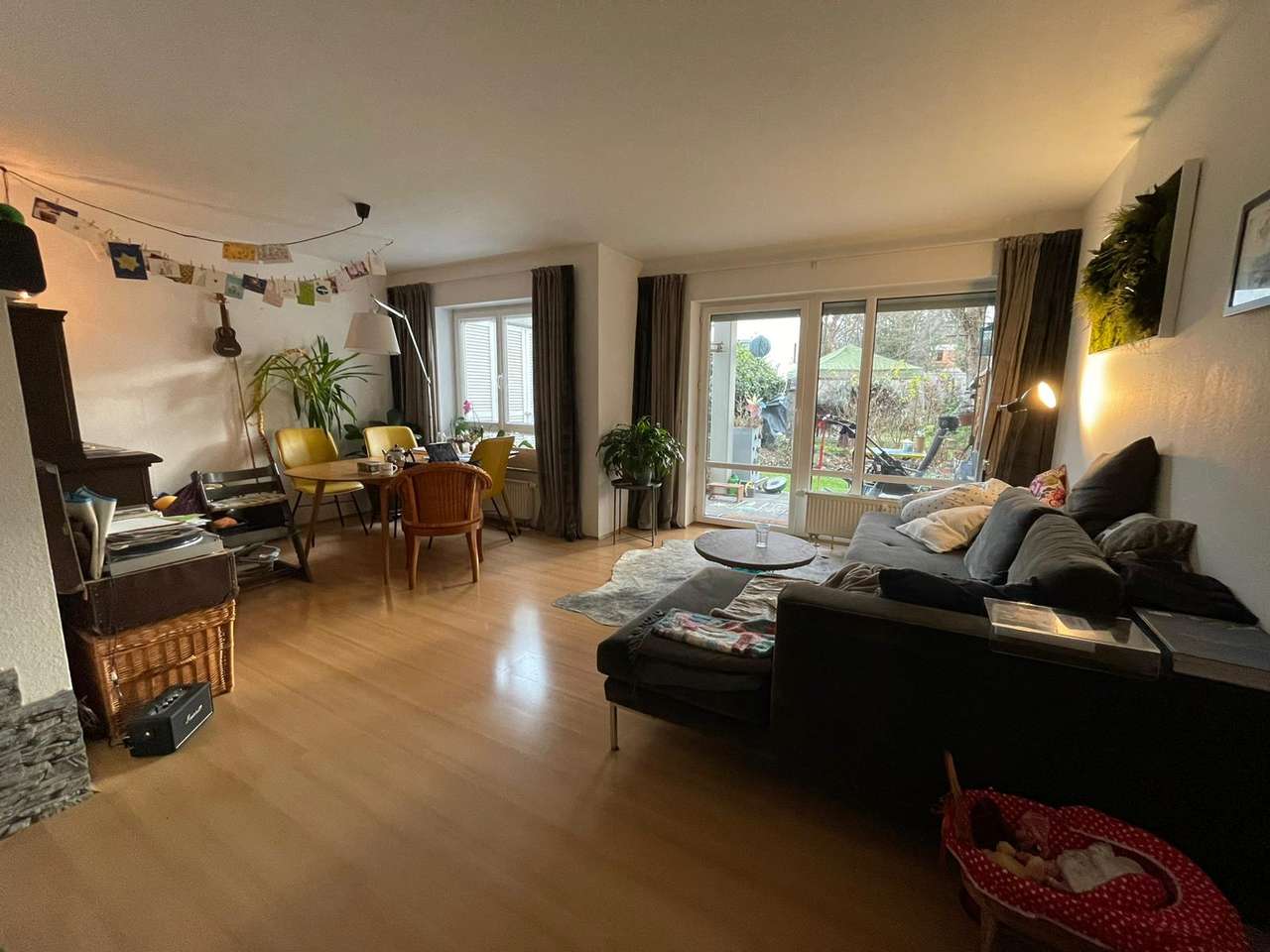 Schöne Gartenwohnung mit viel grün in beliebter Wohnlage