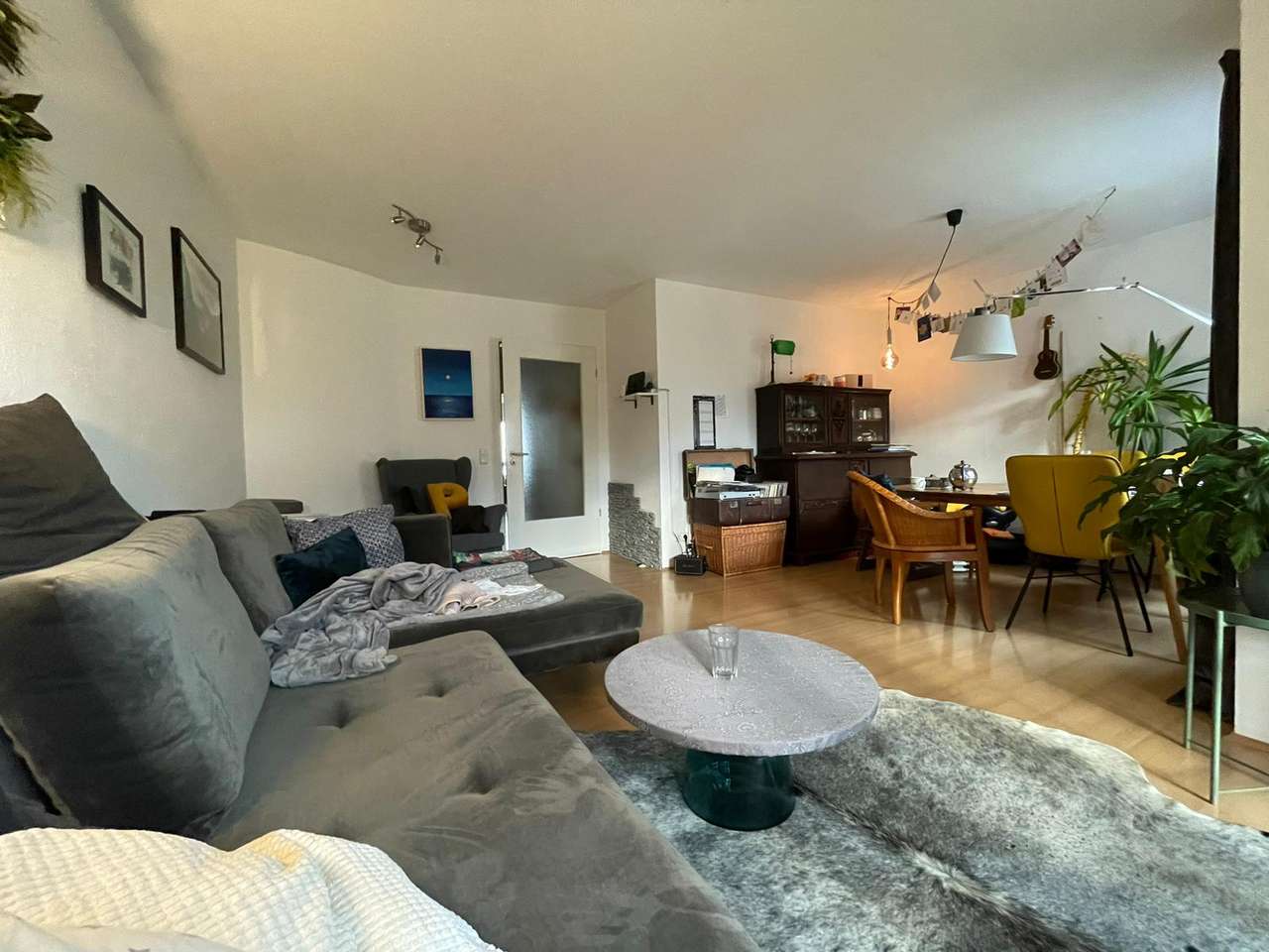 Schöne Gartenwohnung mit viel grün in beliebter Wohnlage