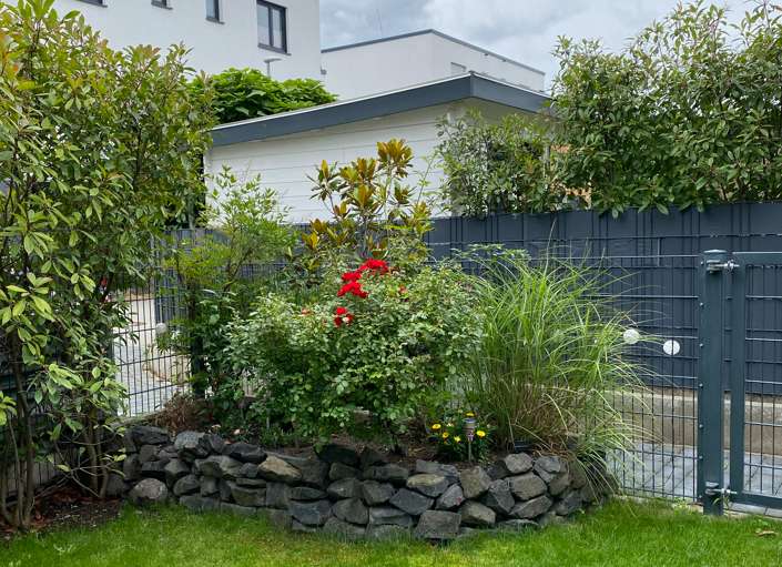 ***Helle 4 Zimmer-Gartenwohnung in beliebter Wohnlage***