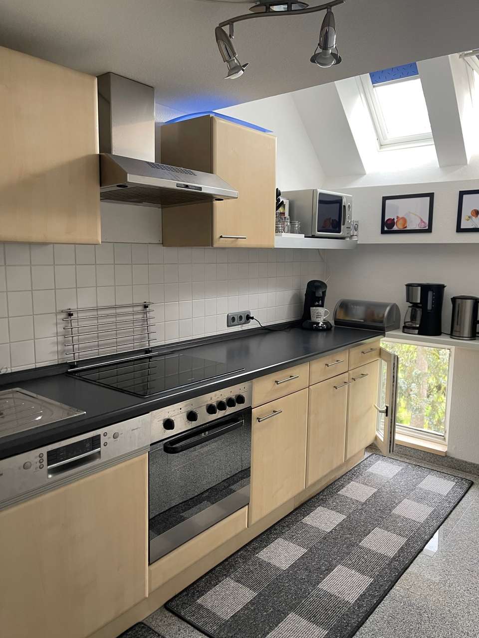 ***Charmante 2 Zimmerwohnung mit Loft-Charakter ***