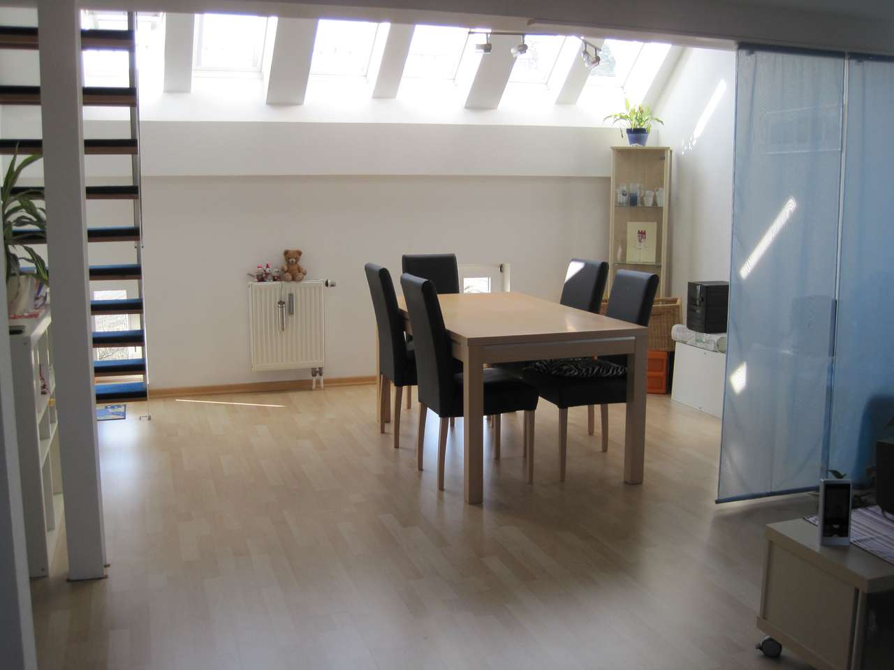***Charmante 2 Zimmerwohnung mit Loft-Charakter ***