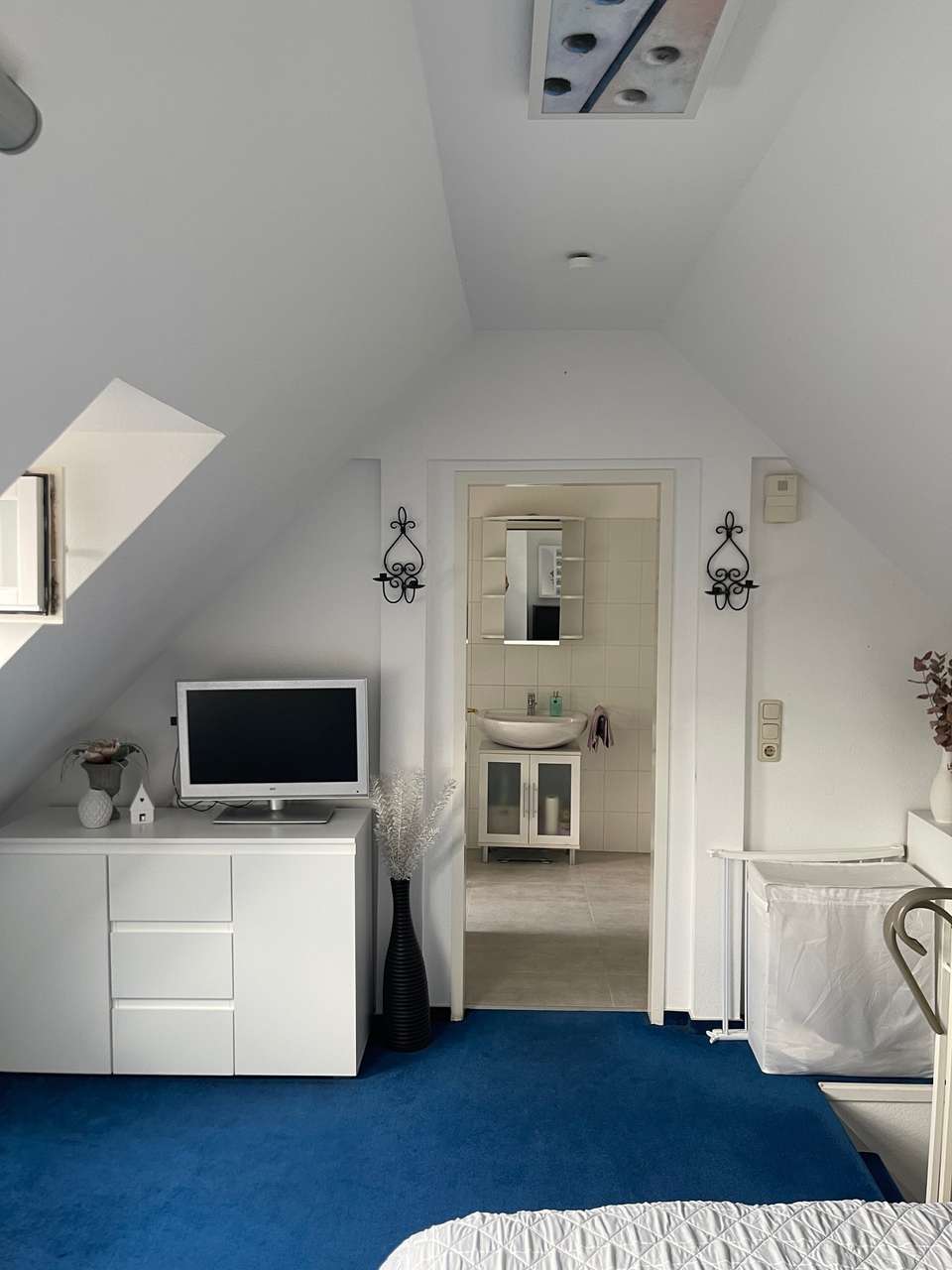 ***Charmante 2 Zimmerwohnung mit Loft-Charakter ***