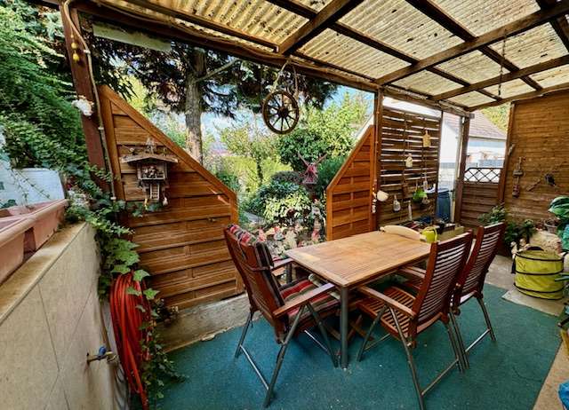 ***Charmantes Backsteinhaus mit tollem Garten***