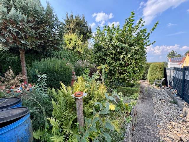 ***Charmantes Backsteinhaus mit tollem Garten***