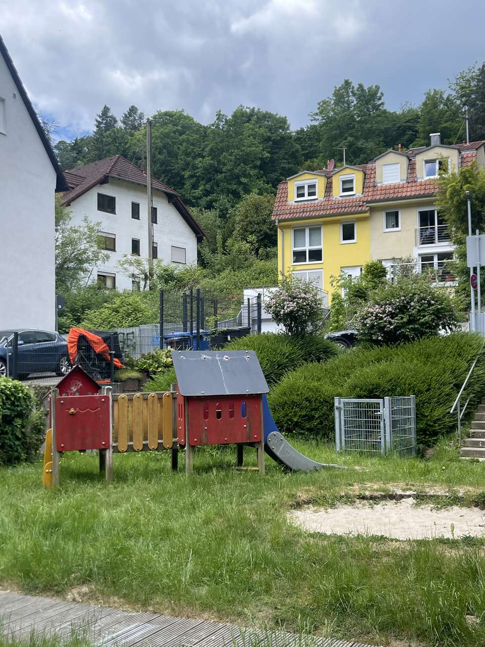 ***PROVISIONSFREI-Seltene Gelegenheit- Sonniges Grundstück (Hanglage) in Hofheim-Lorsbach***