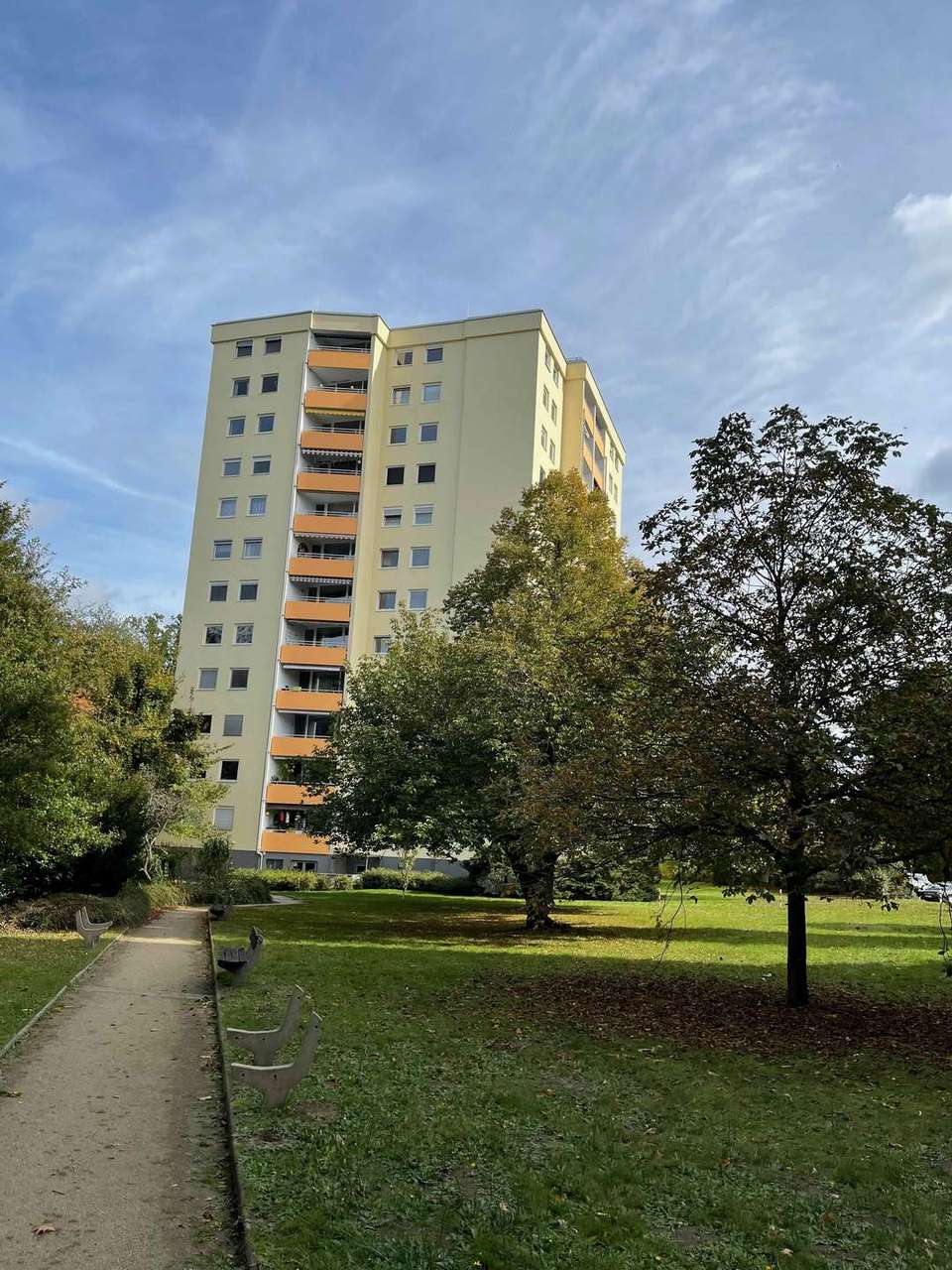 ***Gepflegte 4 Zimmerwohnung in Maintal-Dörnigheim***